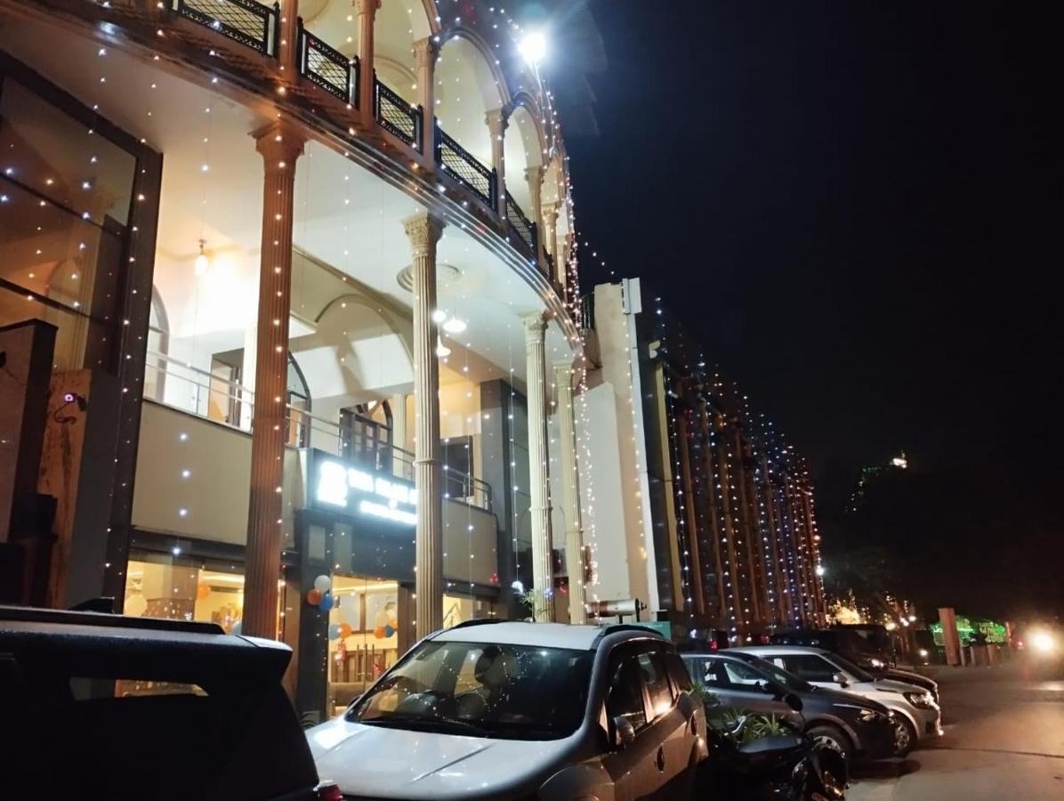 Hotel Tara Palace By Goyal Hoteliers Agra  Exterior foto