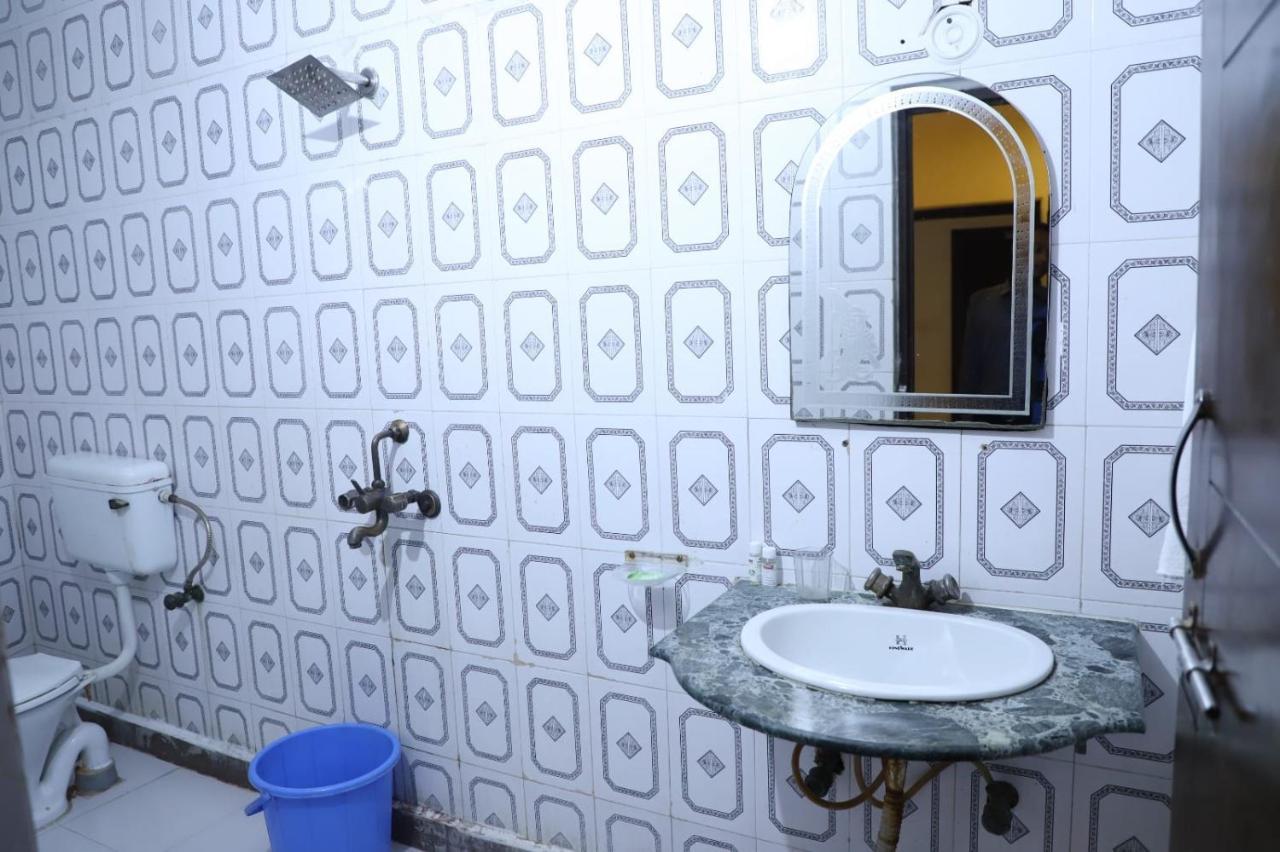 Hotel Tara Palace By Goyal Hoteliers Agra  Exterior foto