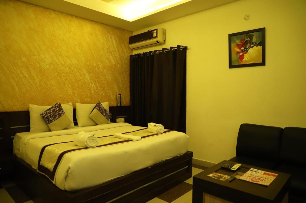 Hotel Tara Palace By Goyal Hoteliers Agra  Exterior foto