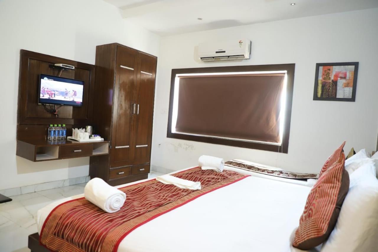 Hotel Tara Palace By Goyal Hoteliers Agra  Exterior foto