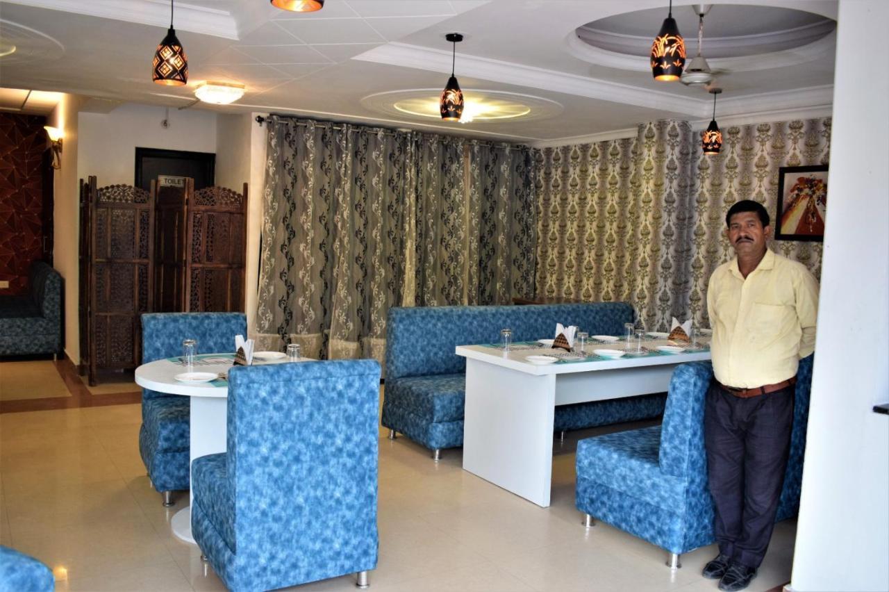 Hotel Tara Palace By Goyal Hoteliers Agra  Exterior foto